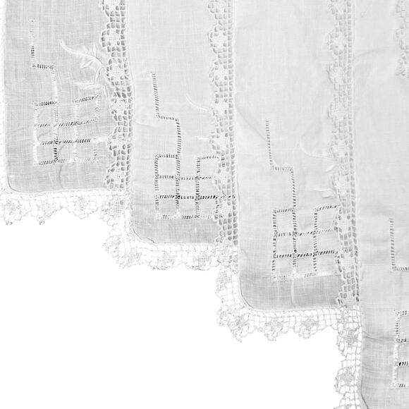 Vintage White Napkins Set 12 Cotton Blend Embroidered Floral Design Crochet Trim - Picture 2 of 10